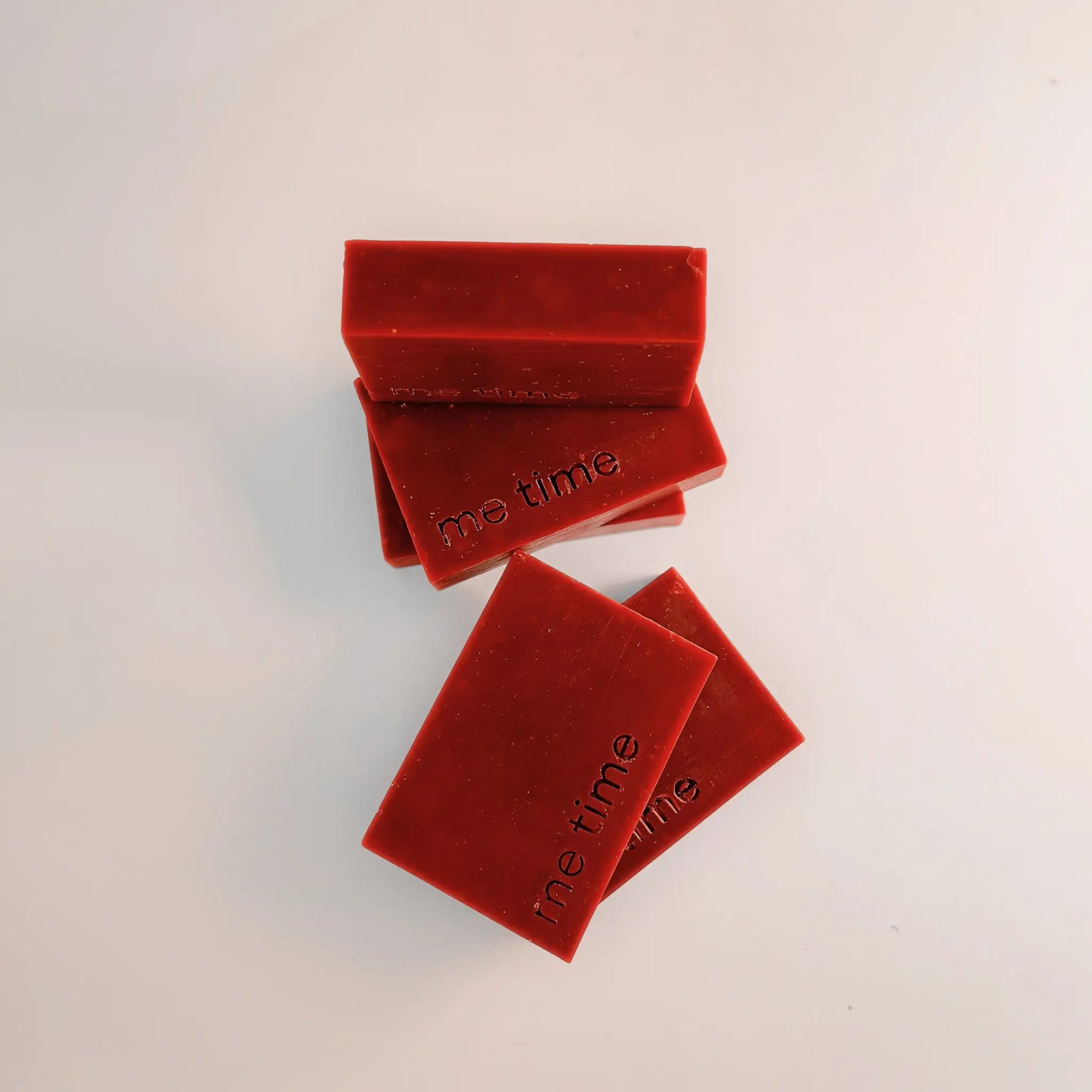 Autumn Bloom handcrafted natural soap with rhubarb infusion, bergamot, green apple, cinnamon and vanilla — premium artisanal skincare from UAE.
